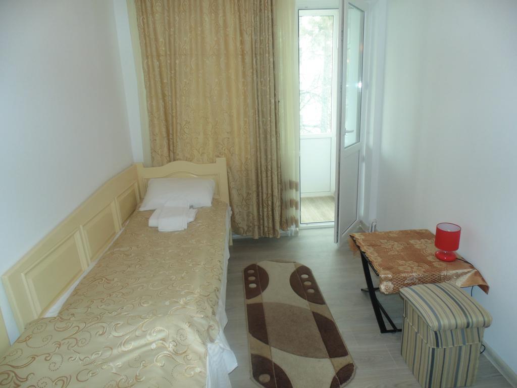 Lary Apartament Suceava Chambre photo